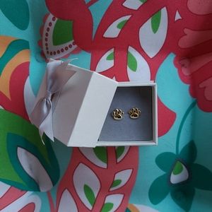 gold paw print earrings NWOT